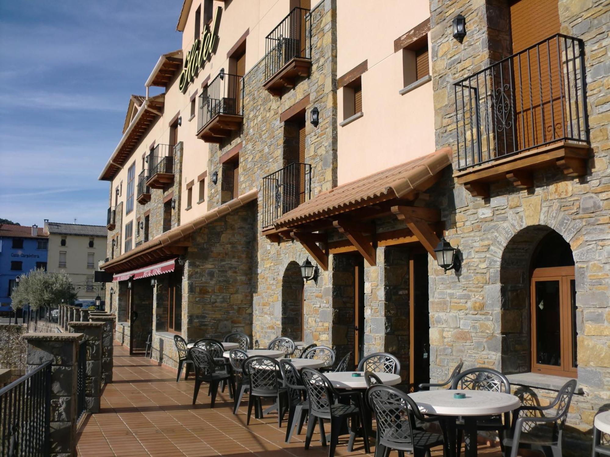 Hotel Arnal Escalona  Exterior photo